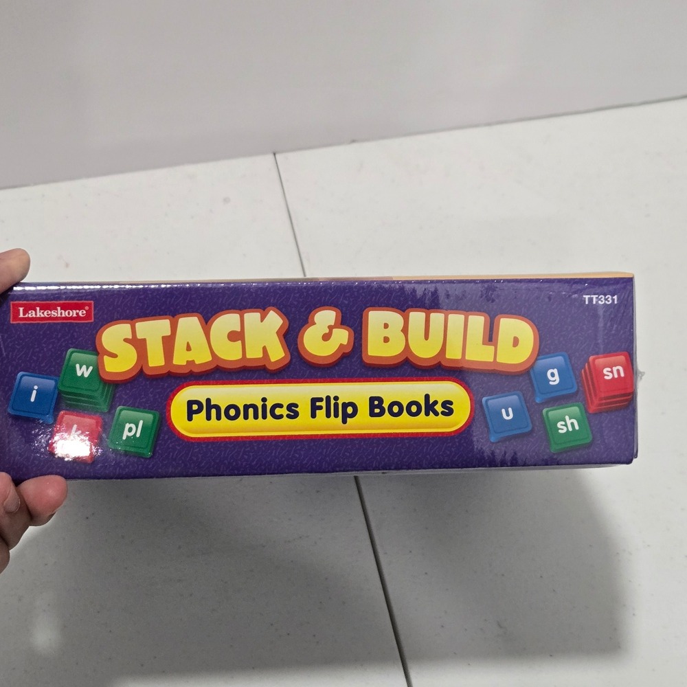 Lakeshore Stack & Build Phonics Flip Books TT331 Grades K-2 Learning Toy NEW - Picture 4 of 7